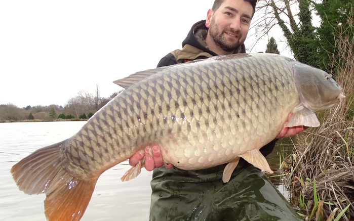 Winter Fishing with Julien Filleul and Alex Farfal